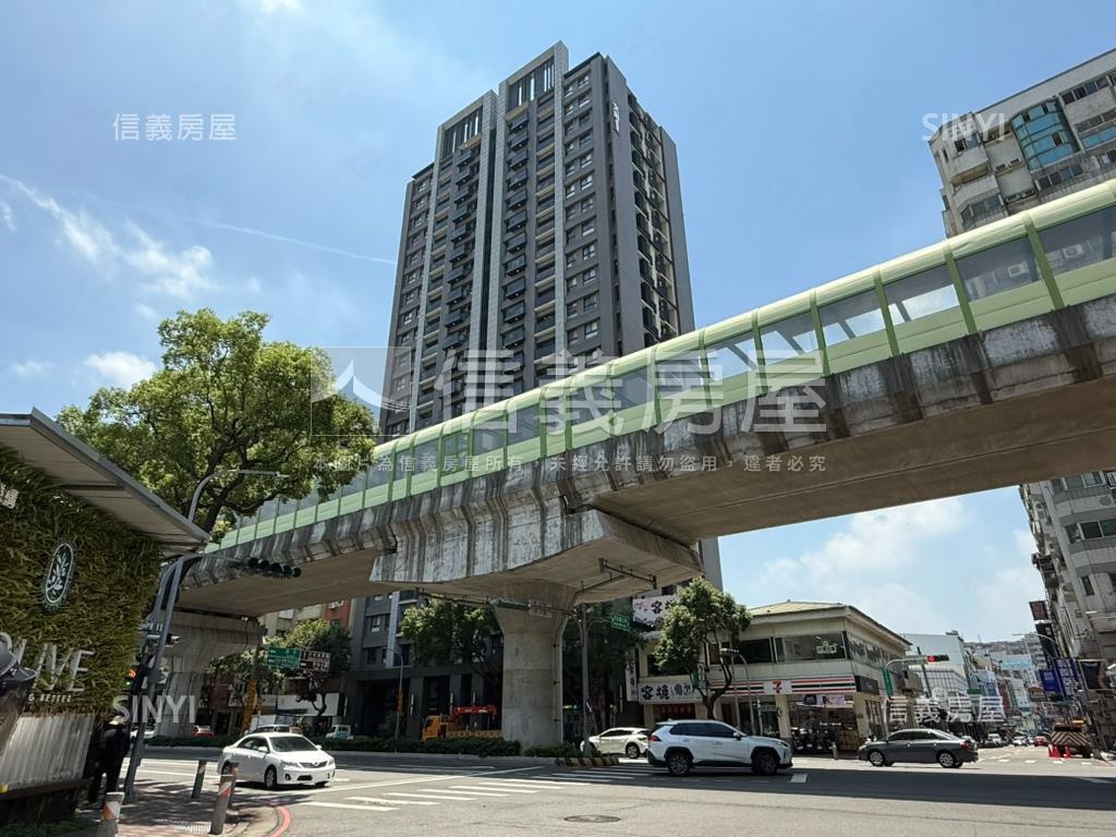 文心１朝南捷運宅三房車位房屋室內格局與周邊環境