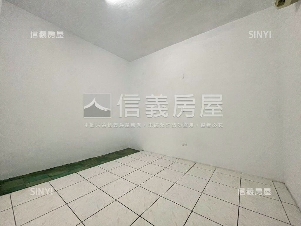 中正路捷運方正美寓房屋室內格局與周邊環境