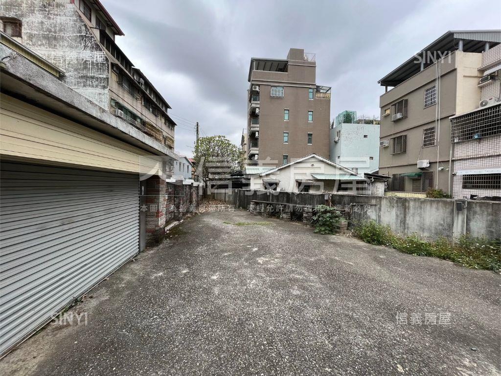 大地坪四面採光獨棟別墅房屋室內格局與周邊環境