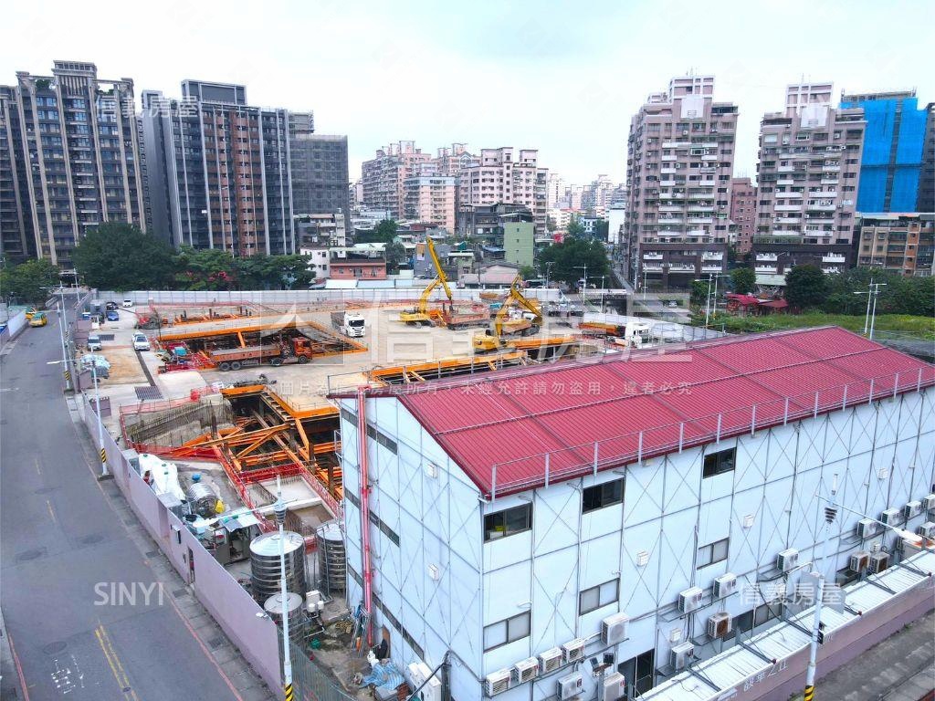 馥華之丘－四季兩房車位房屋室內格局與周邊環境