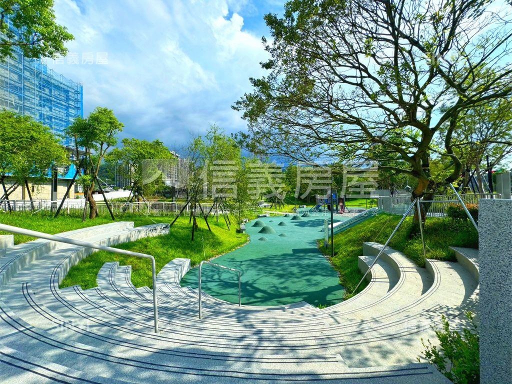 馥華之丘－四季兩房車位房屋室內格局與周邊環境