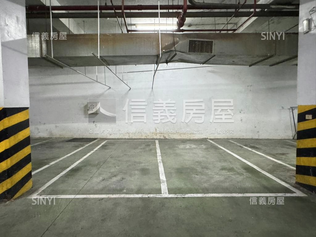 湖邦貴族車位房屋室內格局與周邊環境
