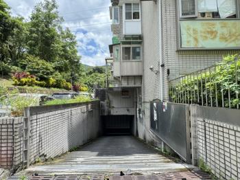 湖邦貴族車位