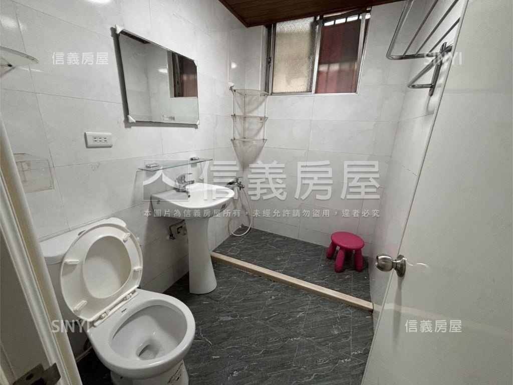 明峰街採光樓層大空間美寓房屋室內格局與周邊環境