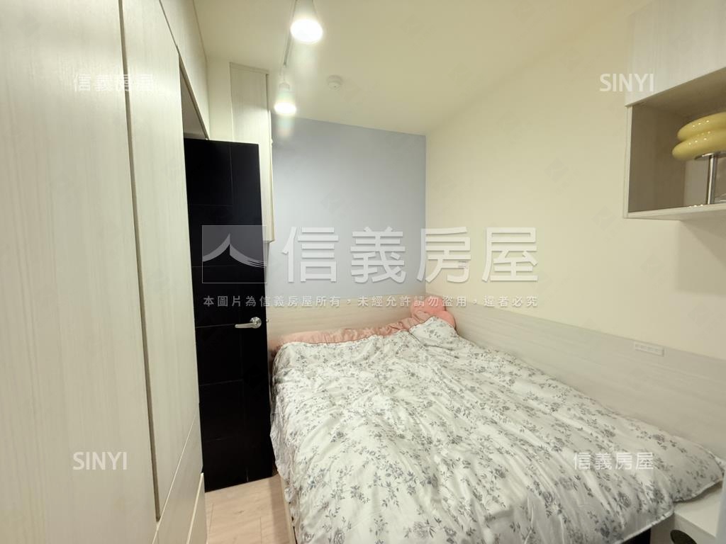 華江ｌｉｆｅ溫馨兩房車位房屋室內格局與周邊環境
