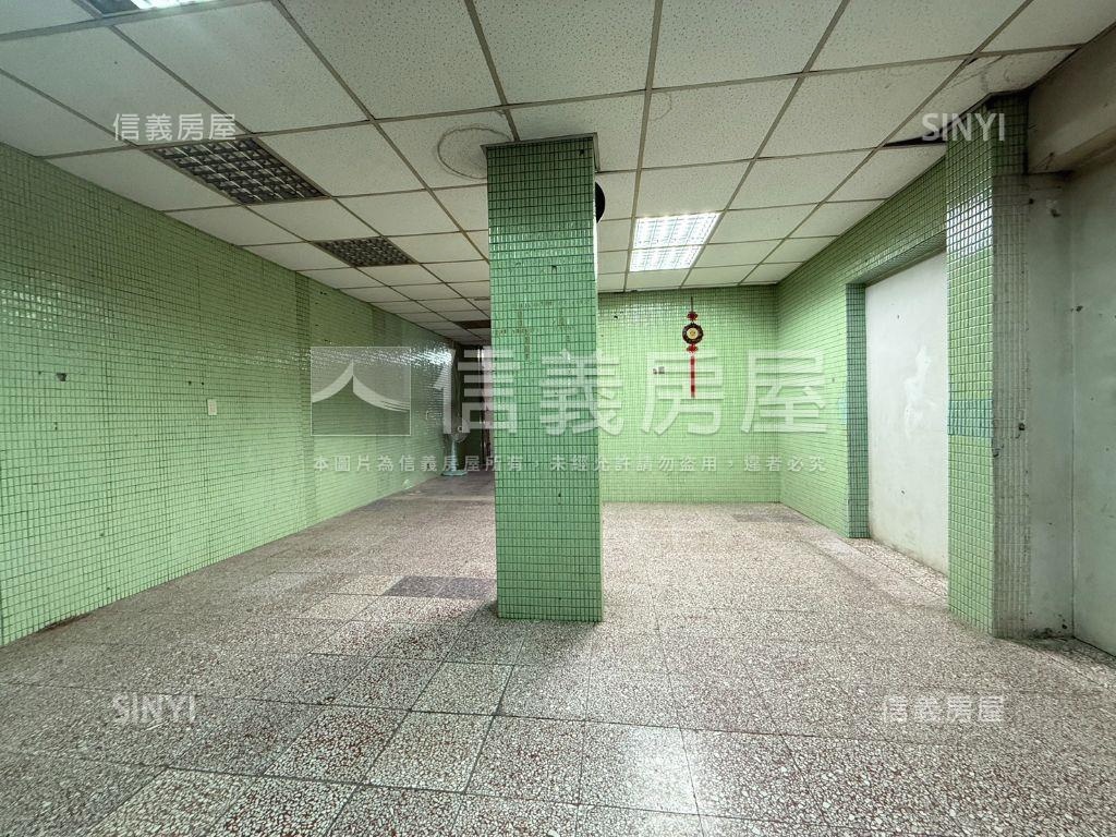 近公園稀有一樓房屋室內格局與周邊環境