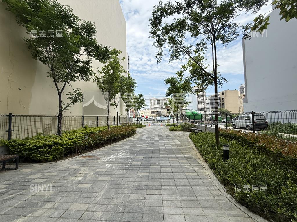 全新美裝潢元子大三房房屋室內格局與周邊環境