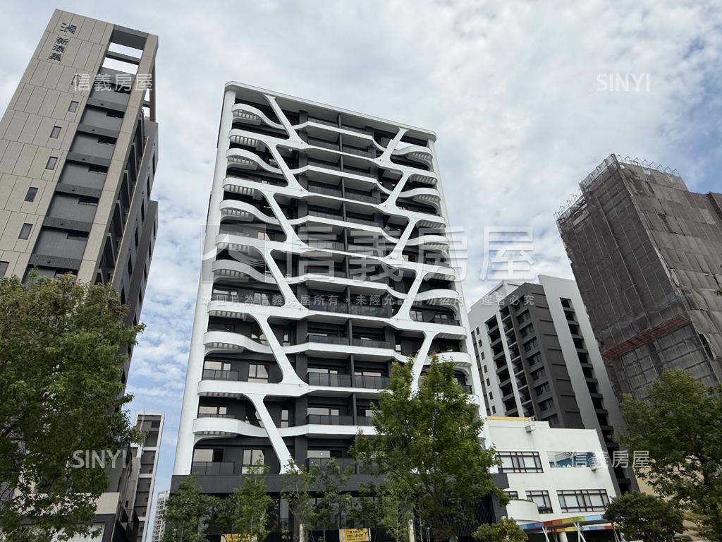 全新美裝潢元子大三房房屋室內格局與周邊環境