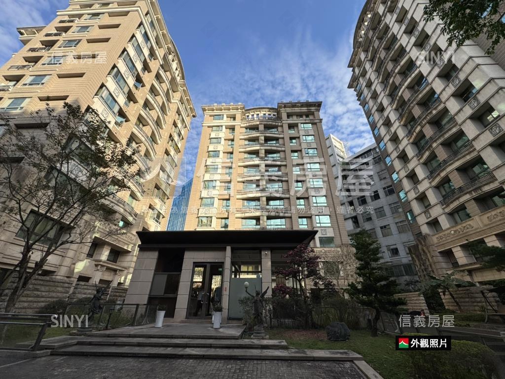 文德涵碧園Ｂ２車位房屋室內格局與周邊環境