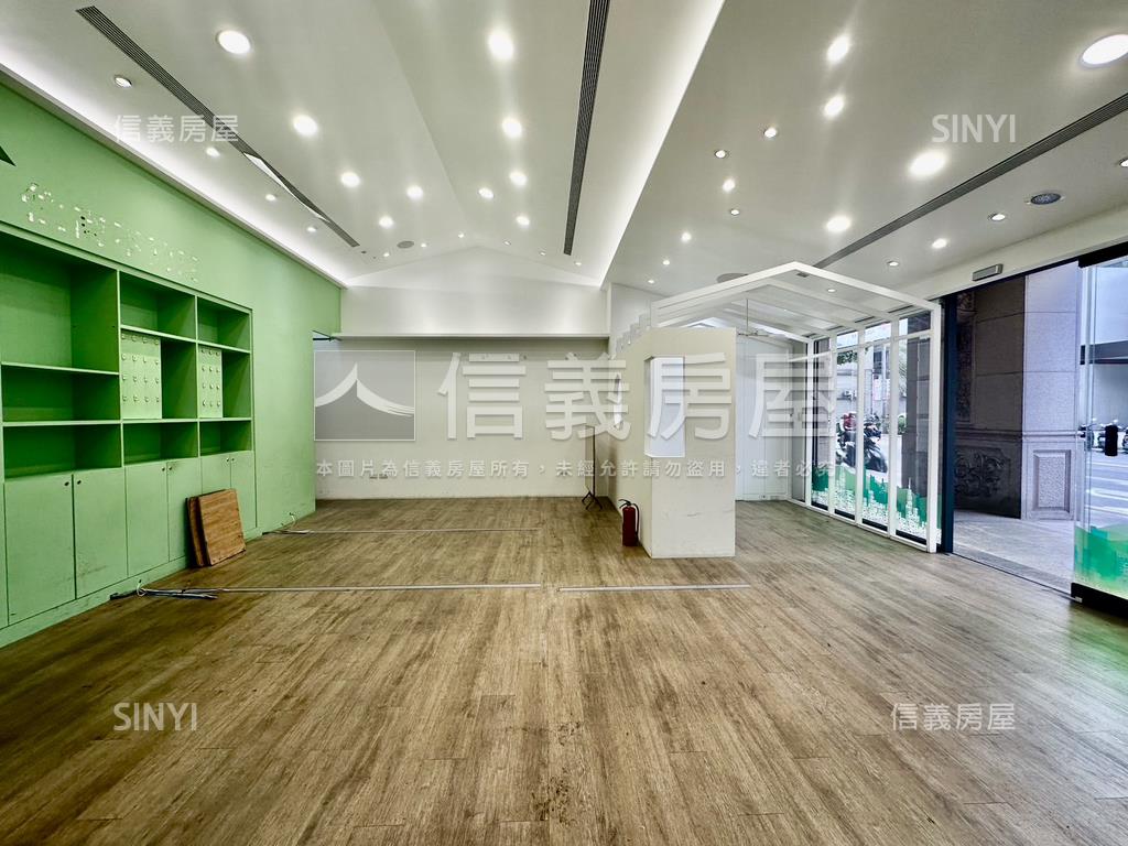 首富明亮置產店面房屋室內格局與周邊環境