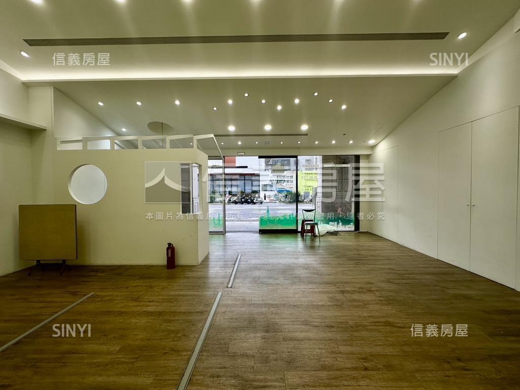 首富明亮置產店面房屋室內格局與周邊環境