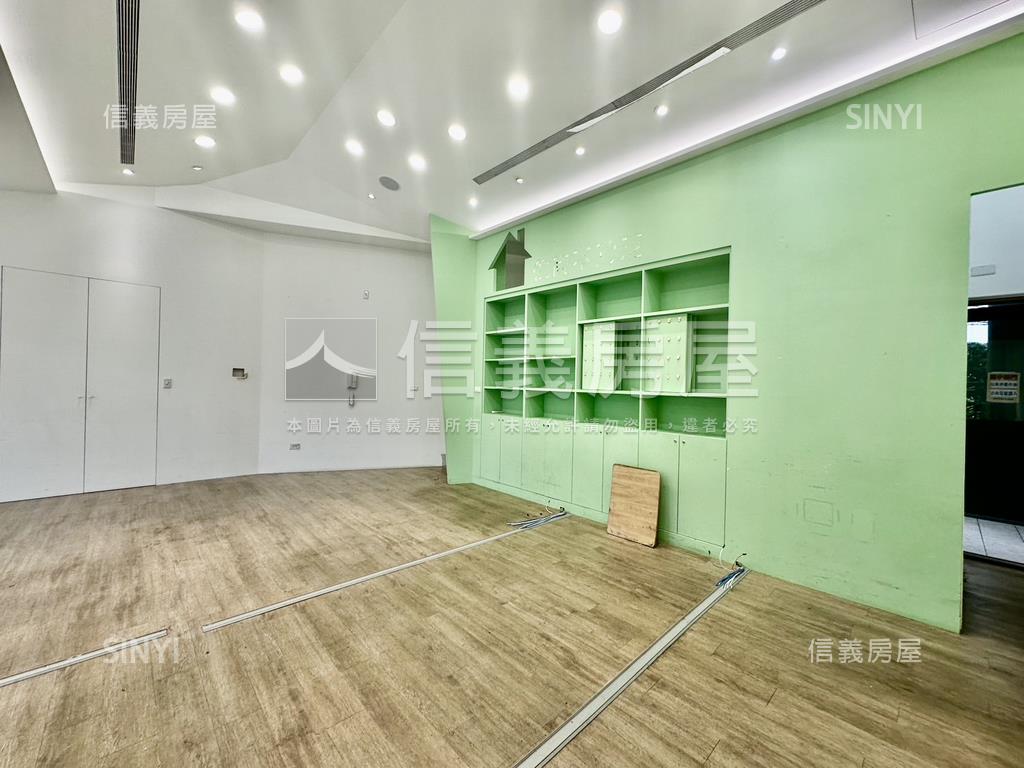 首富明亮置產店面房屋室內格局與周邊環境