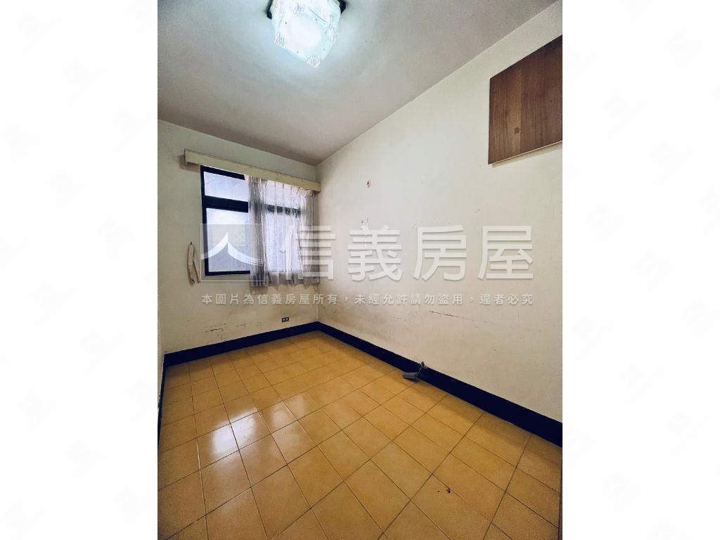 二樓邊間方正公寓房屋室內格局與周邊環境