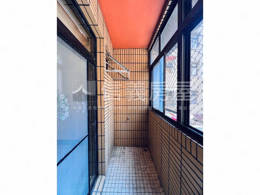 二樓邊間方正公寓房屋室內格局與周邊環境