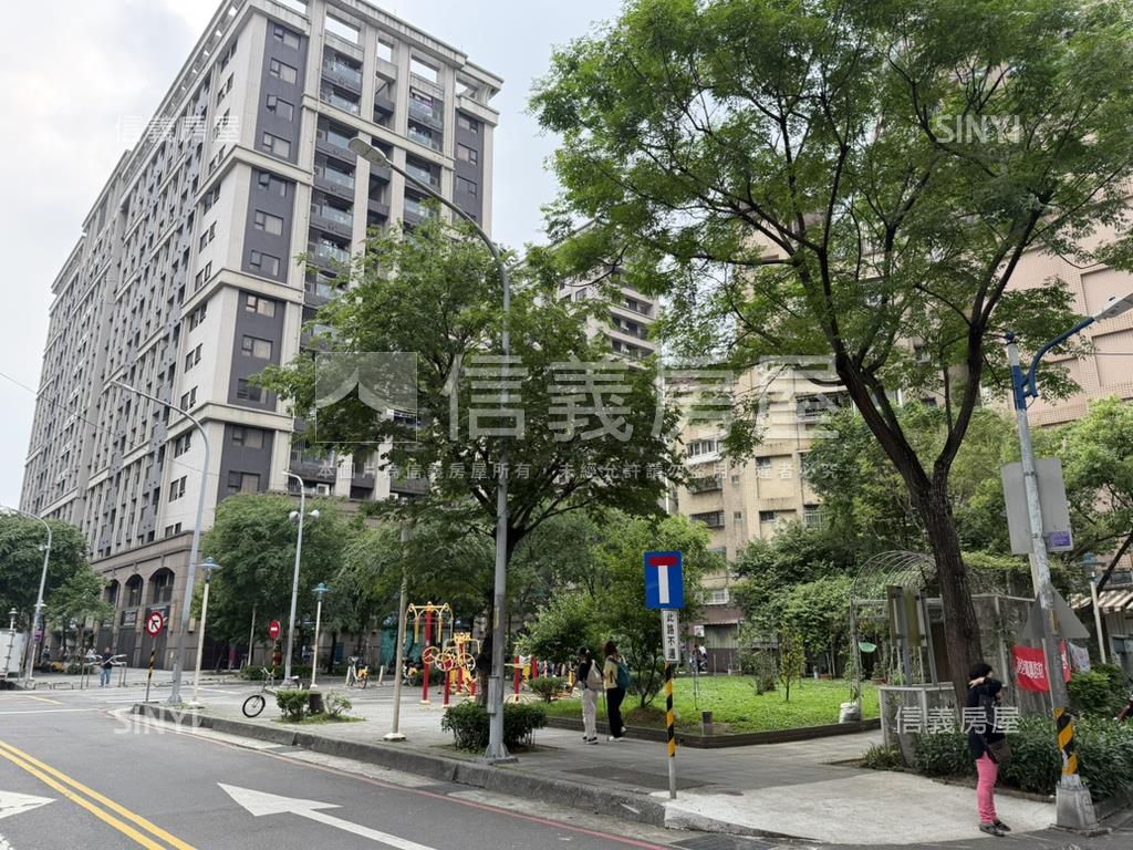 景平捷運明亮低總價正三房房屋室內格局與周邊環境