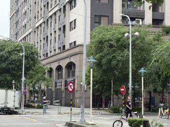 景平捷運明亮低總價正三房