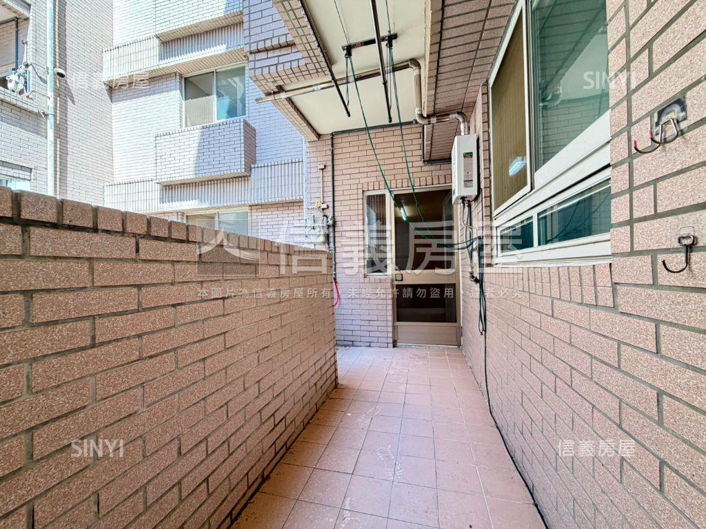 皇城高樓視野三房平車房屋室內格局與周邊環境