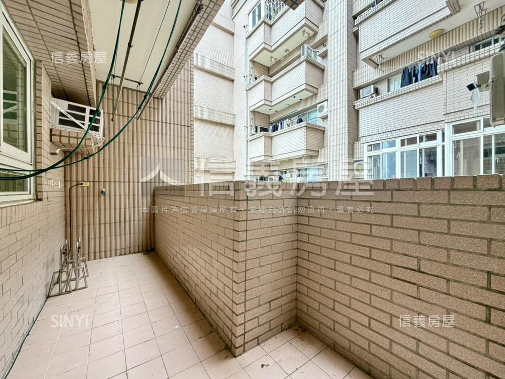 皇城高樓視野三房平車房屋室內格局與周邊環境