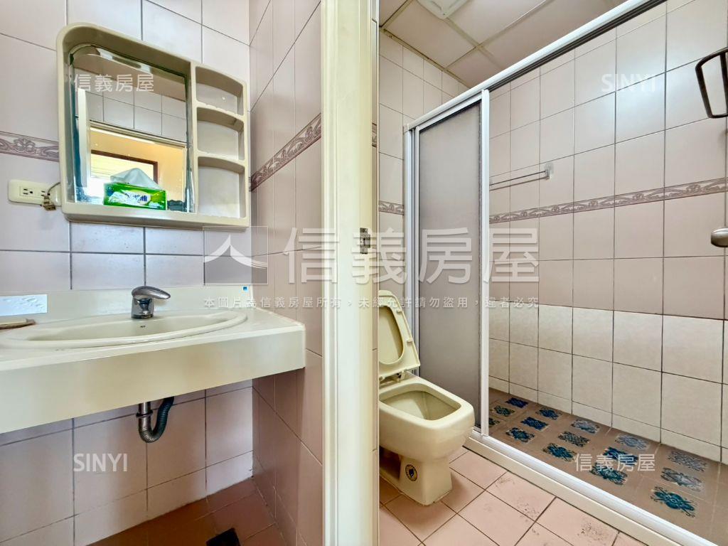 皇城高樓視野三房平車房屋室內格局與周邊環境