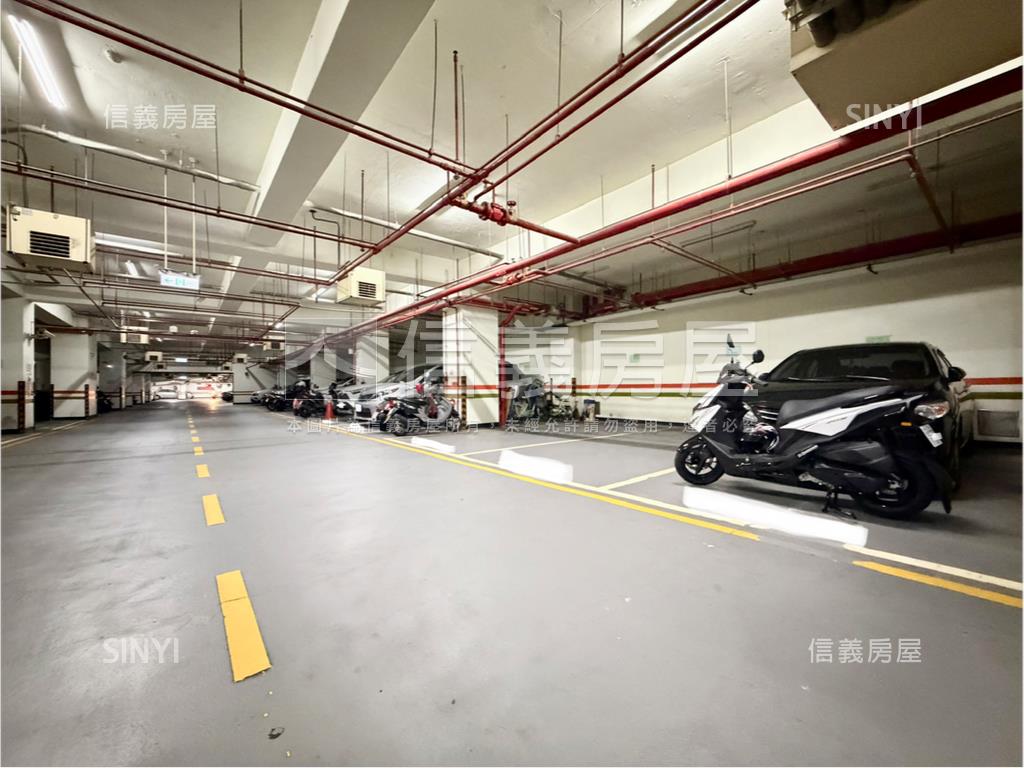 皇城高樓視野三房平車房屋室內格局與周邊環境