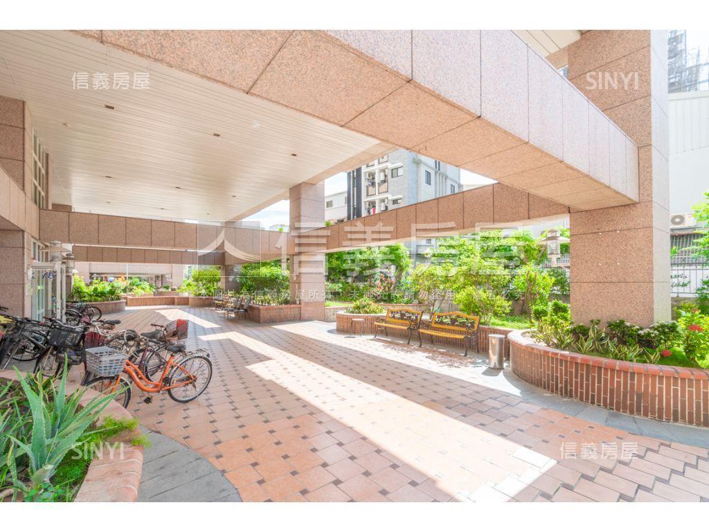 皇城高樓視野三房平車房屋室內格局與周邊環境