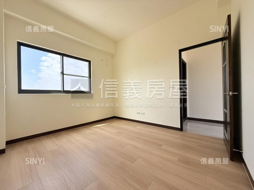 安南綠田心居｜電梯別墅房屋室內格局與周邊環境