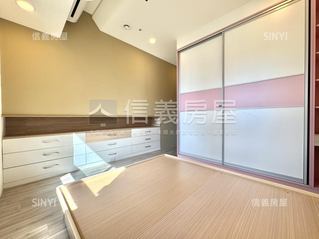 文心捷運宅精裝三房車位房屋室內格局與周邊環境