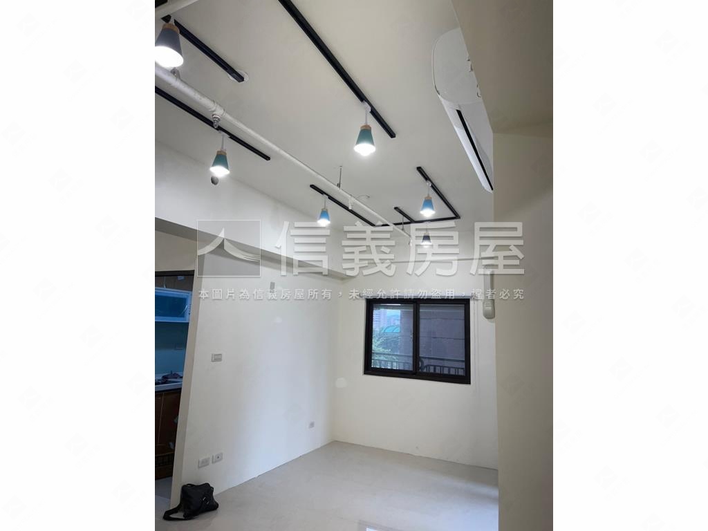 新埔雙捷屋新三房附車位房屋室內格局與周邊環境