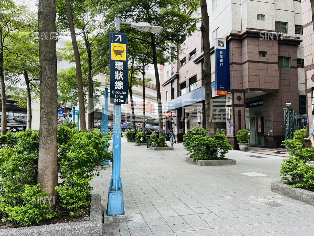 新埔雙捷屋新三房附車位房屋室內格局與周邊環境