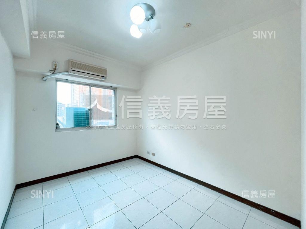 稀有科博綠園四房平車房屋室內格局與周邊環境