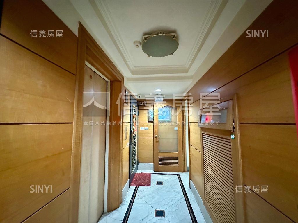 稀有科博綠園四房平車房屋室內格局與周邊環境