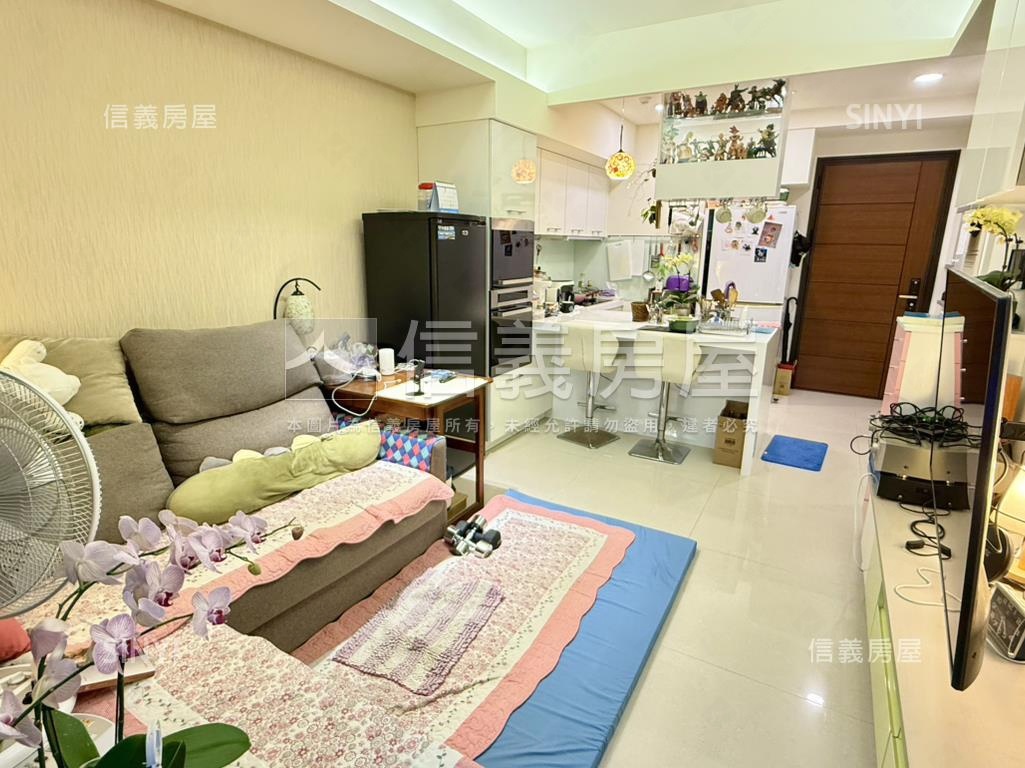 觀星賞月●哲人２房車位房屋室內格局與周邊環境