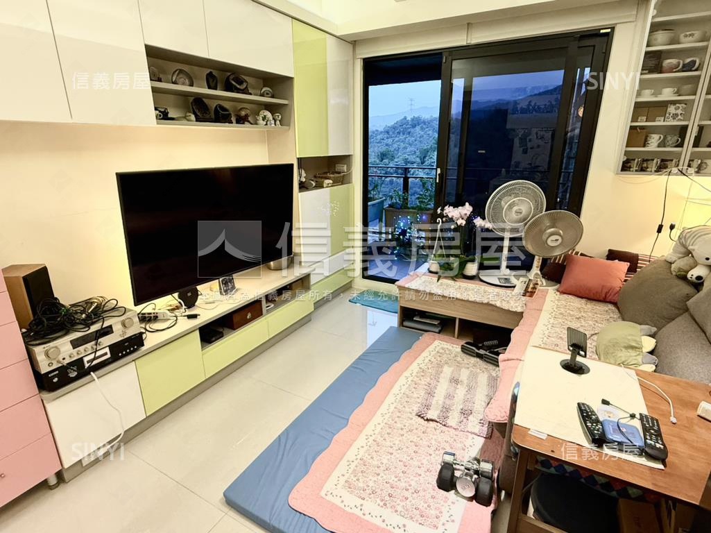 觀星賞月●哲人２房車位房屋室內格局與周邊環境