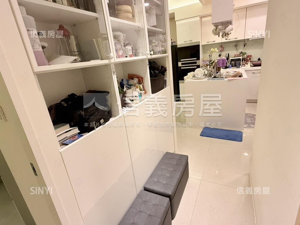 觀星賞月●哲人２房車位房屋室內格局與周邊環境