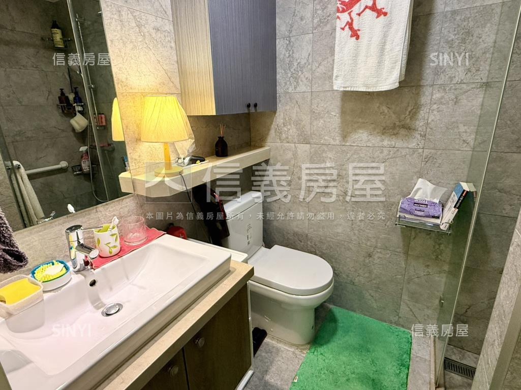 觀星賞月●哲人２房車位房屋室內格局與周邊環境