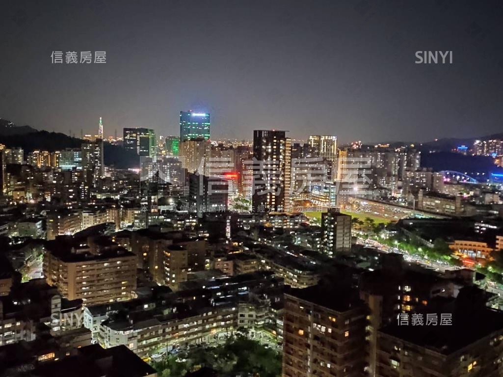 觀星賞月●哲人２房車位房屋室內格局與周邊環境