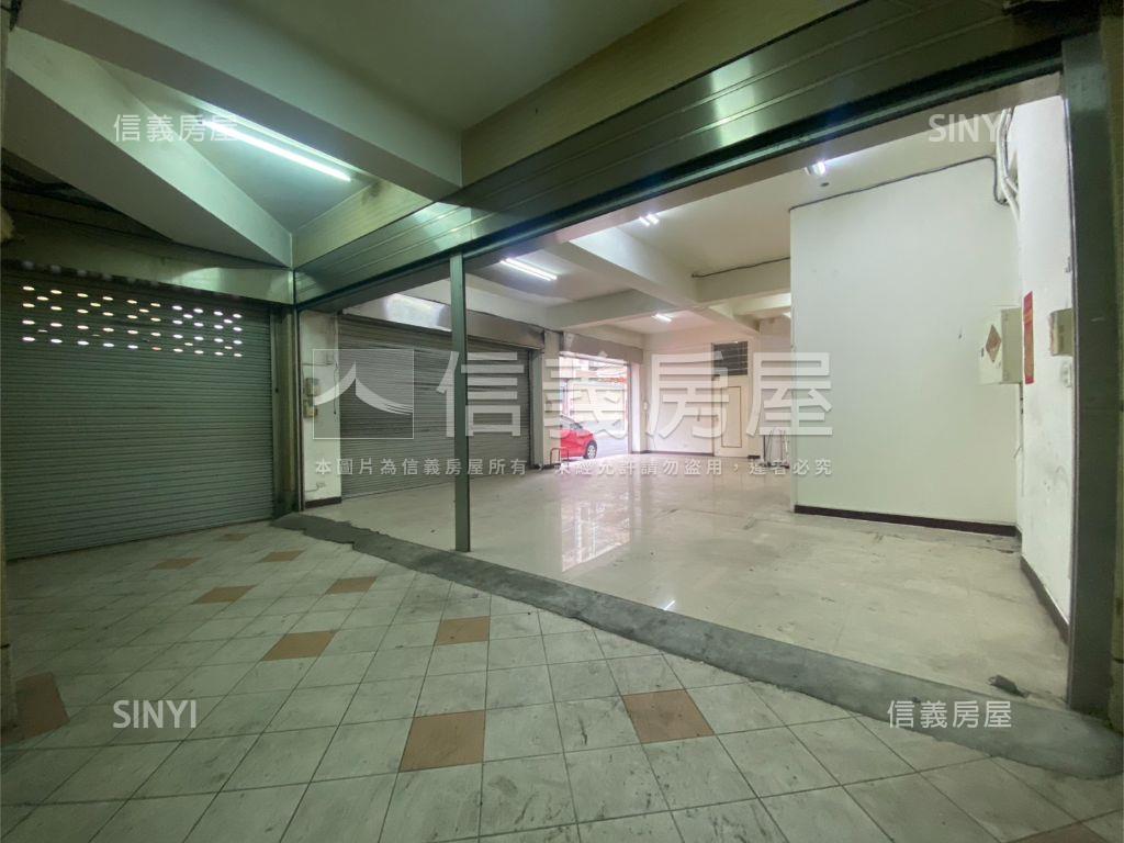 大里街大面寬角間透店房屋室內格局與周邊環境