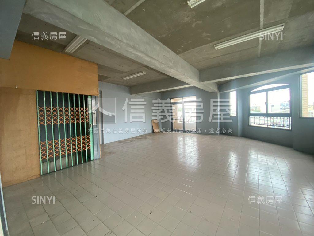 大里街大面寬角間透店房屋室內格局與周邊環境