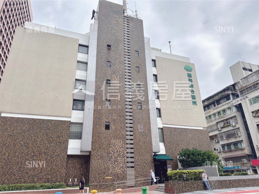 國泰前面三角窗金店面房屋室內格局與周邊環境