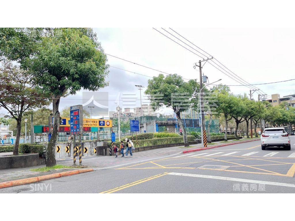 玉成大賞Ａ棟一樓房屋室內格局與周邊環境