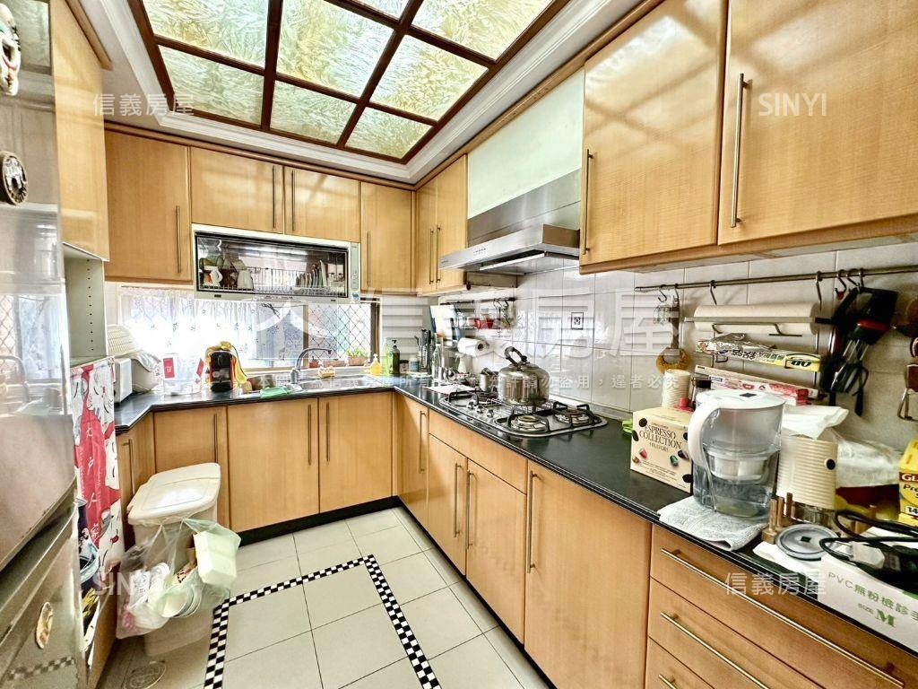 近捷運！公益路！由鉅別墅房屋室內格局與周邊環境