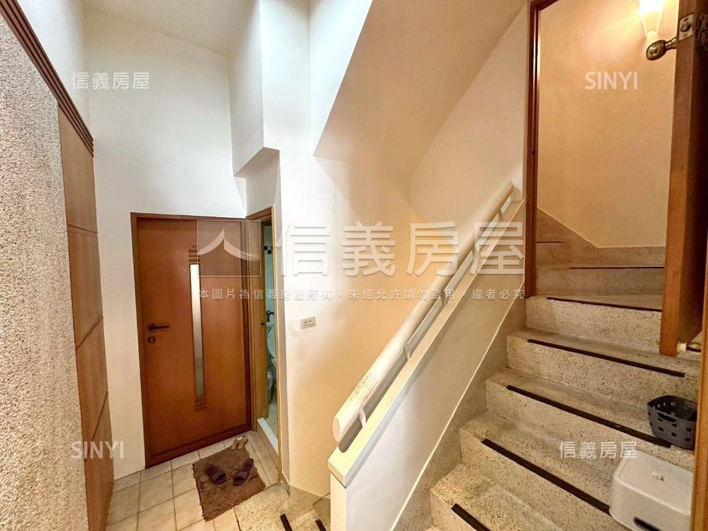 近捷運！公益路！由鉅別墅房屋室內格局與周邊環境