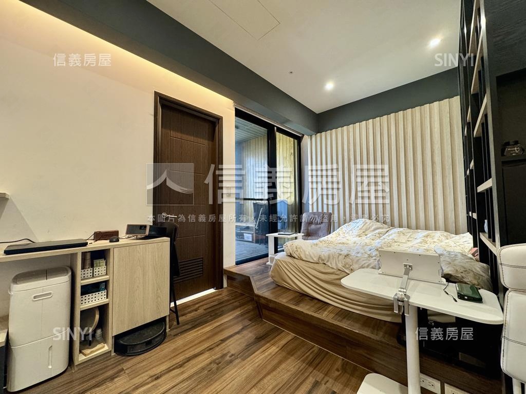 專任眺望山景視野高鐵美屋房屋室內格局與周邊環境