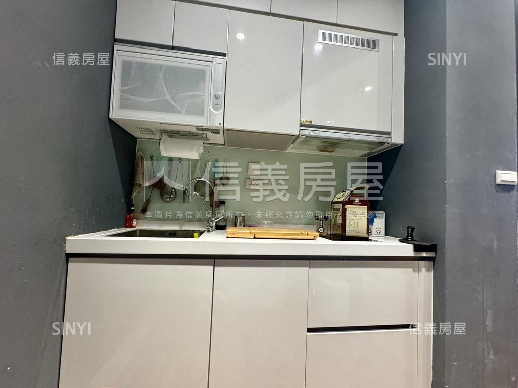 專任眺望山景視野高鐵美屋房屋室內格局與周邊環境