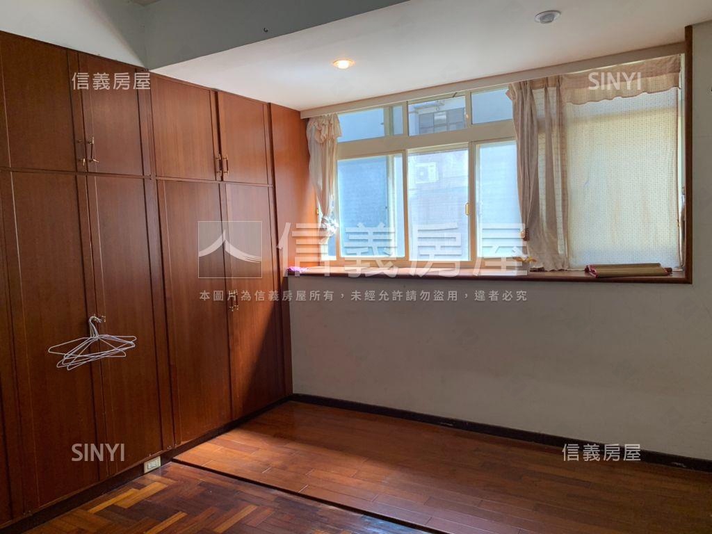 區公所捷運靜巷二樓房屋室內格局與周邊環境