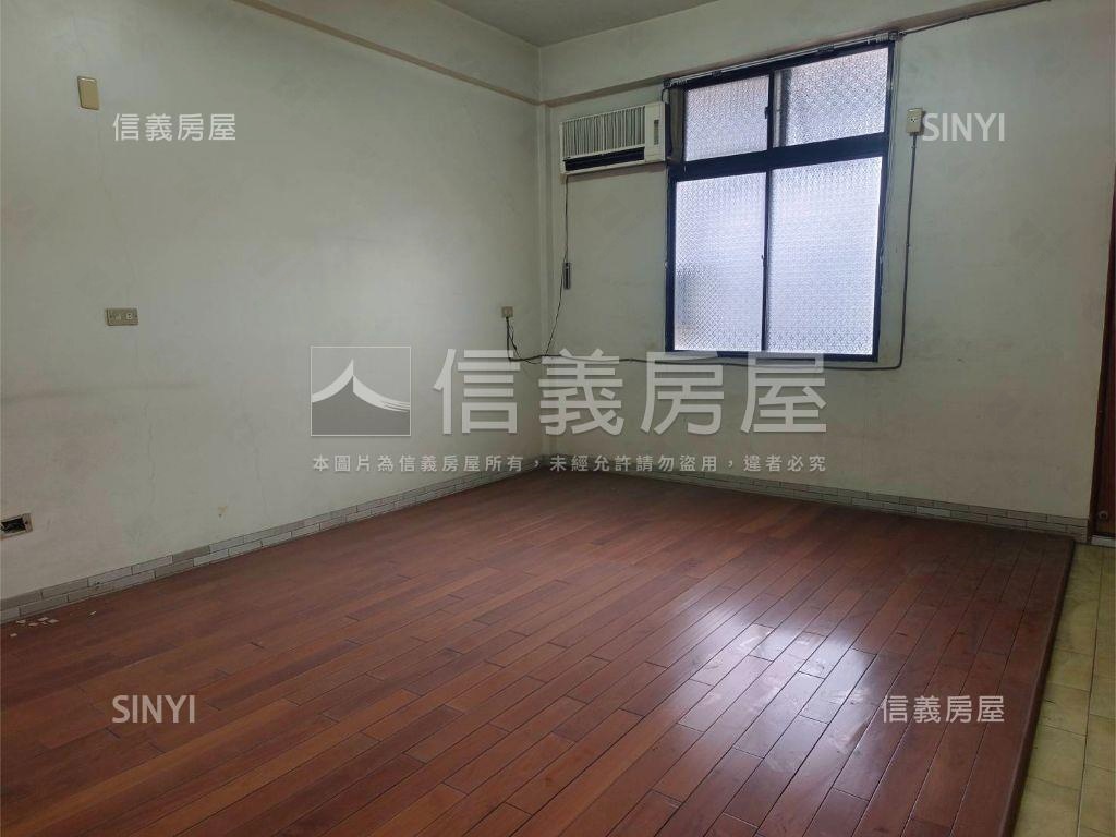 中山南路金貴店面再現房屋室內格局與周邊環境