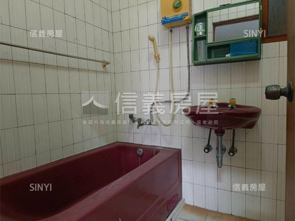中山南路金貴店面再現房屋室內格局與周邊環境