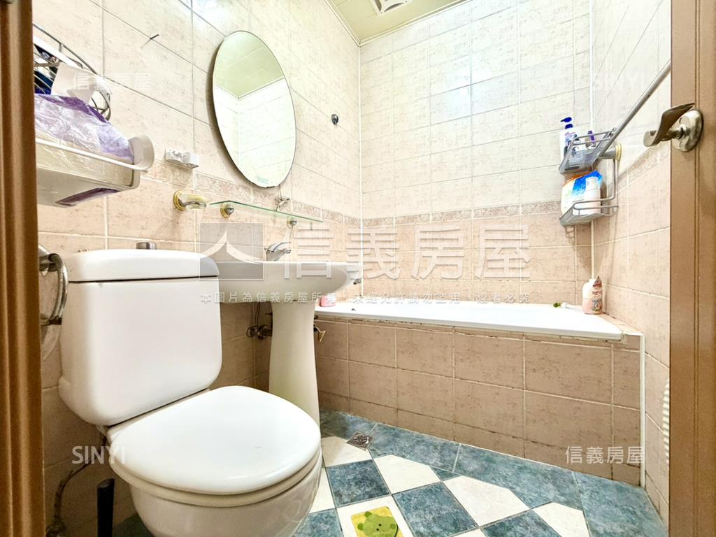 近未來捷運＊莊園別墅車位房屋室內格局與周邊環境