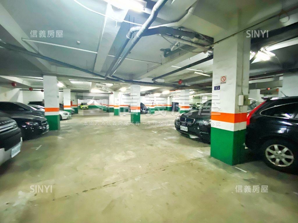 台北龍城地下一層大☆位房屋室內格局與周邊環境