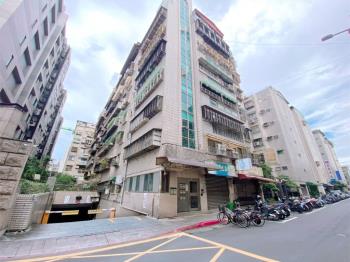 台北龍城地下一層大☆位